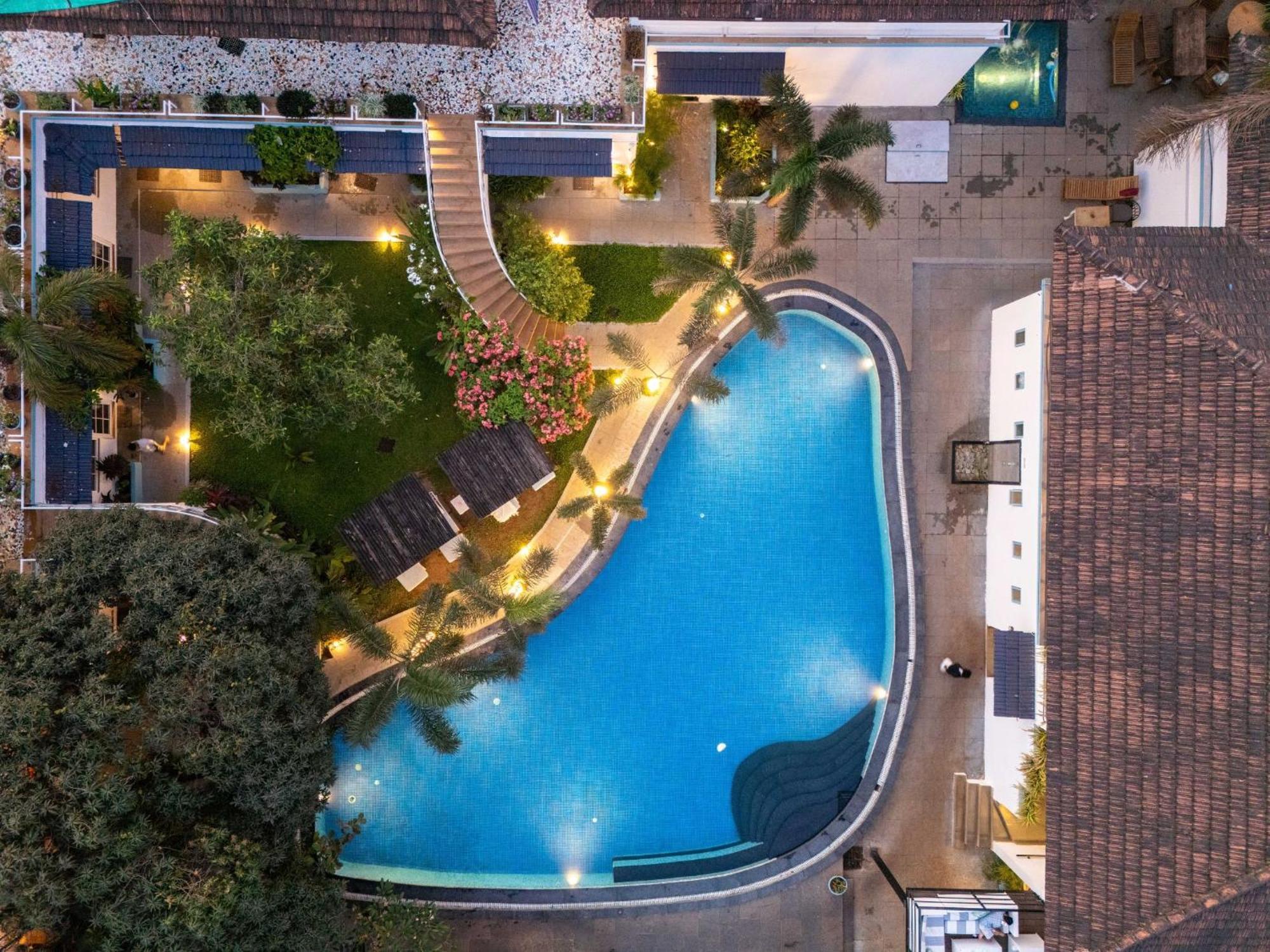 Хостел Moustache Goa Luxuria Вагатор Экстерьер фото